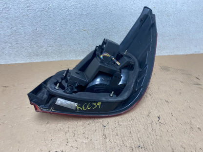 2004 -  2007 BMW 5 Series E60 Left Driver LH Side Tail Light OEM R6639 DW5