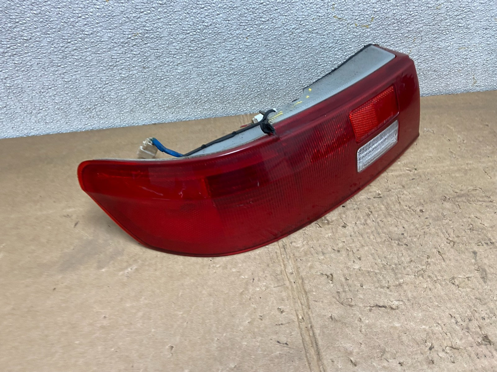 1995 to 1999 Toyota Paseo Left Driver Side Tail Light Y6086 PS2