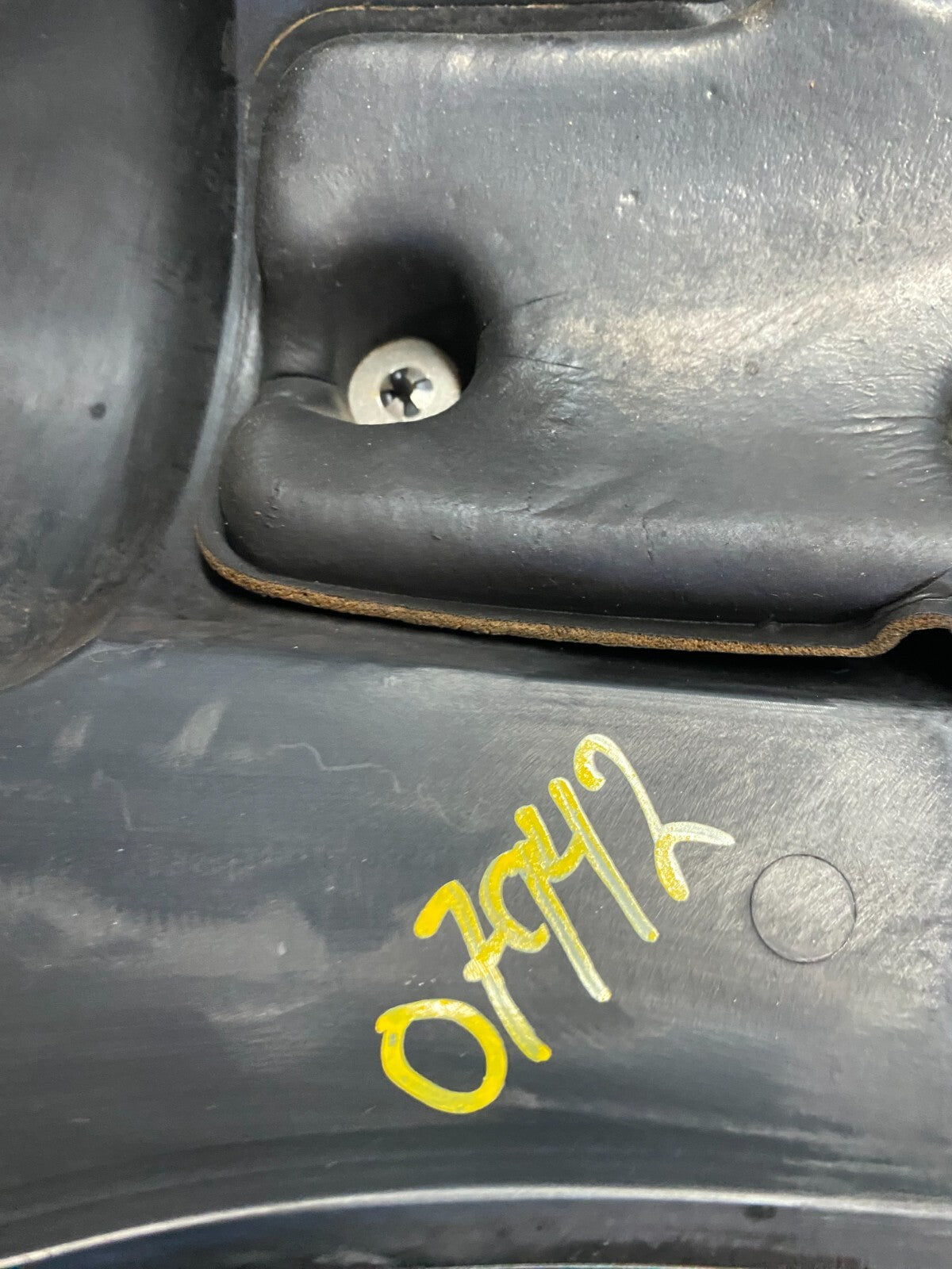 2006 to 2008 Kia Sedona V6 3.8L Engine Motor Cover Oem O7942 DG9