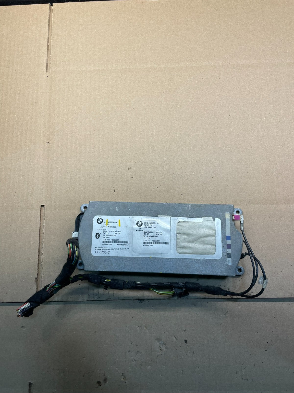 2000 to 2006 BMW X5 Harman Becker Bluetooth Telematics Module OEM V6690  DG0