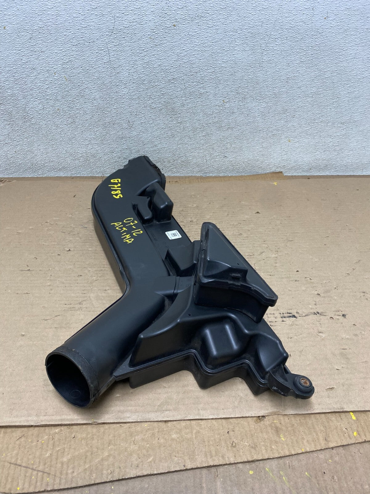 2007 to 2013 Nissan Altima 2.5L Air Duct Tube Resonator 16554-JA000 OEM G7185 DG4