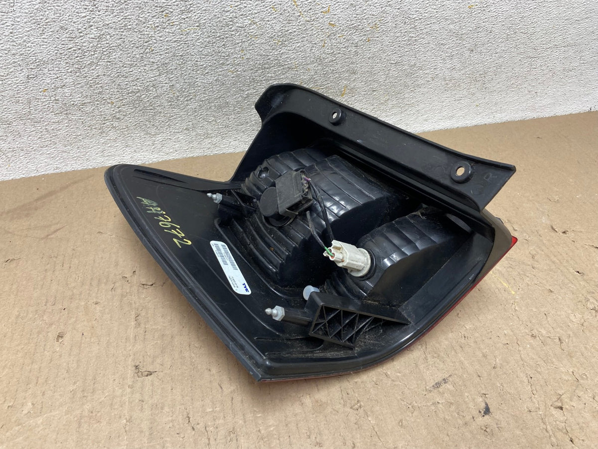 2008 to 2012 Ford Escape Right Passenger RH Side Tail Light AH7672 LK5