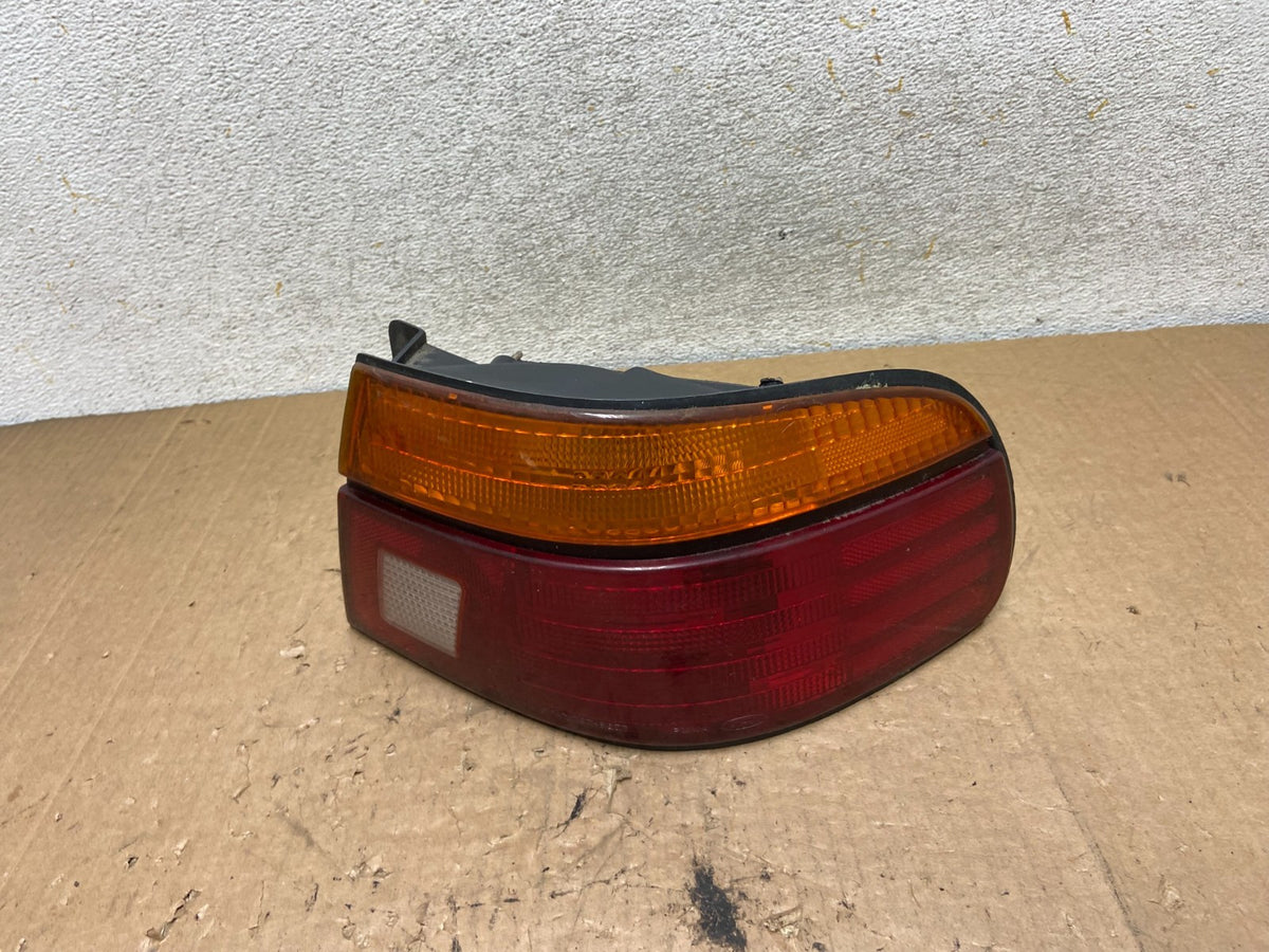 1993 - 1996 Ford Escort Right Passenger RH Side Tail Light AI9202 LK0