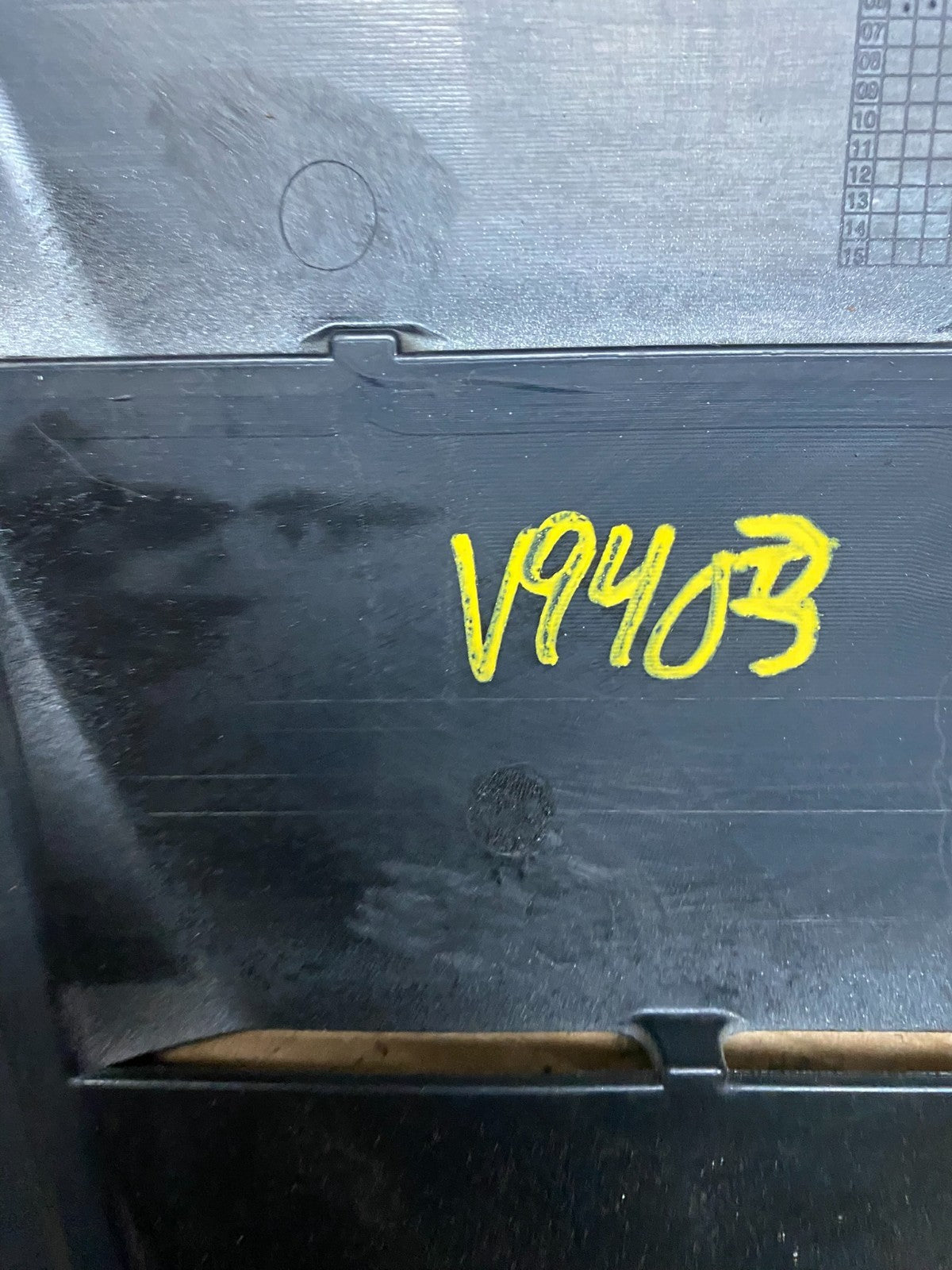 2006 to 2008 Hyundai Sonata V6 Engine Motor Shield Cover OEM V9403 DG9