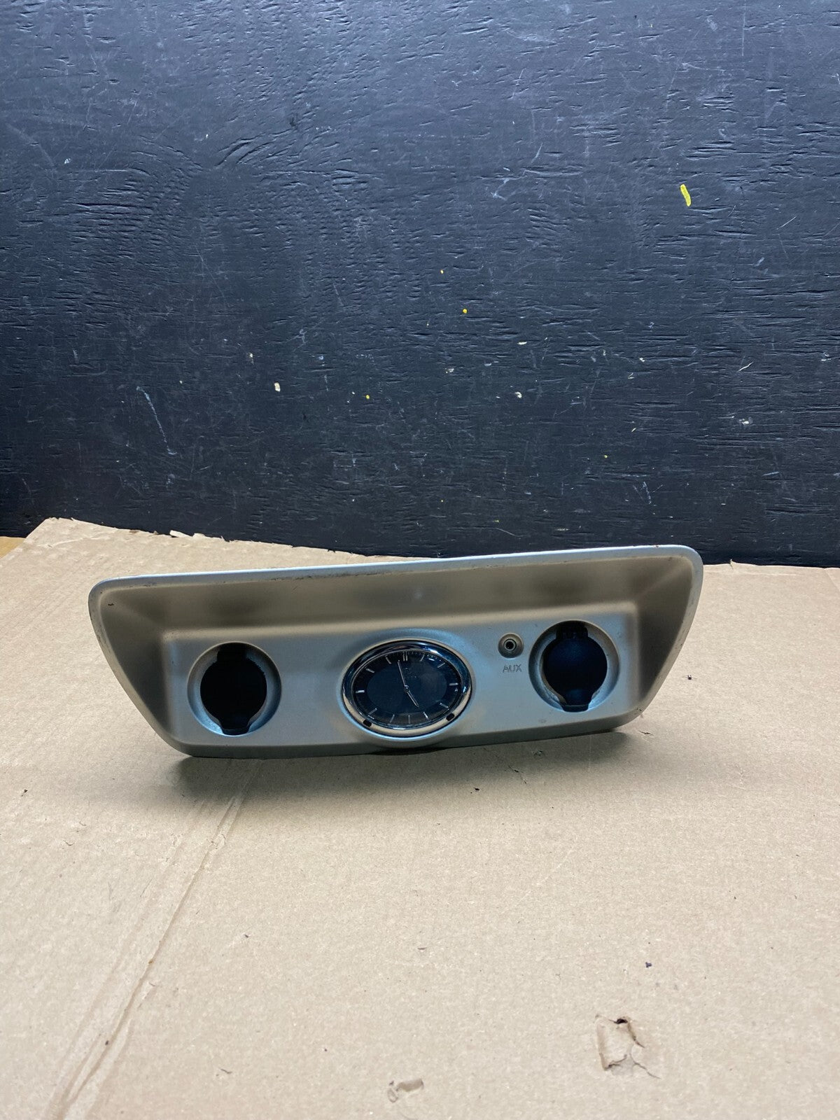 2008 - 2010 Infiniti QX56 Dashboard Center Lower Bezel Trim Cover Clock j3137 DG0