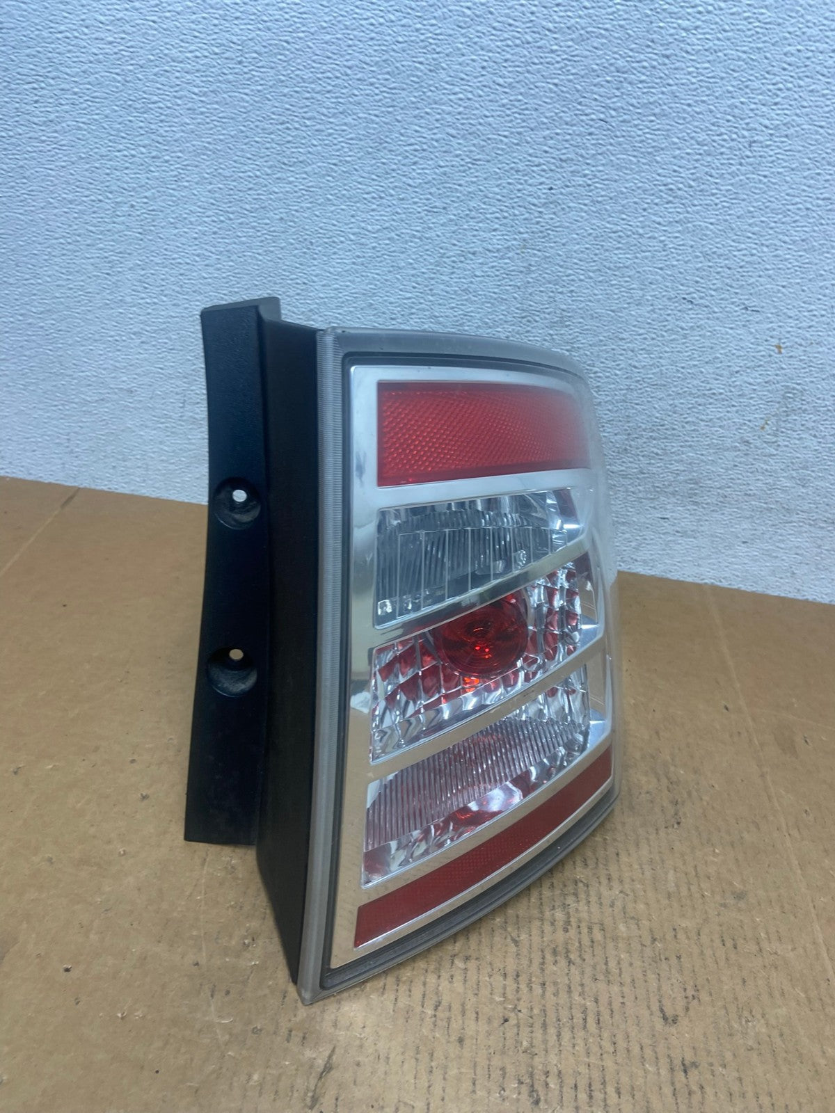 2007 to 2010 Ford Edge Tail light Right Passenger Rh Side AE0542 LK2
