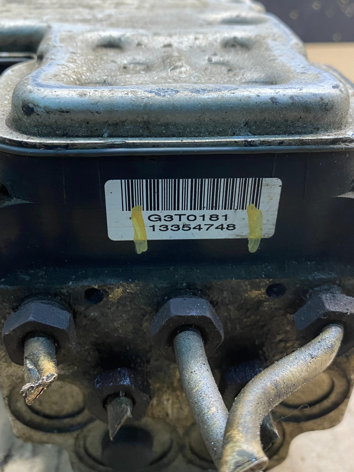 2003 to 2006 Chevrolet Tahoe ABS Pump 13354748 Module ab2718 DG6