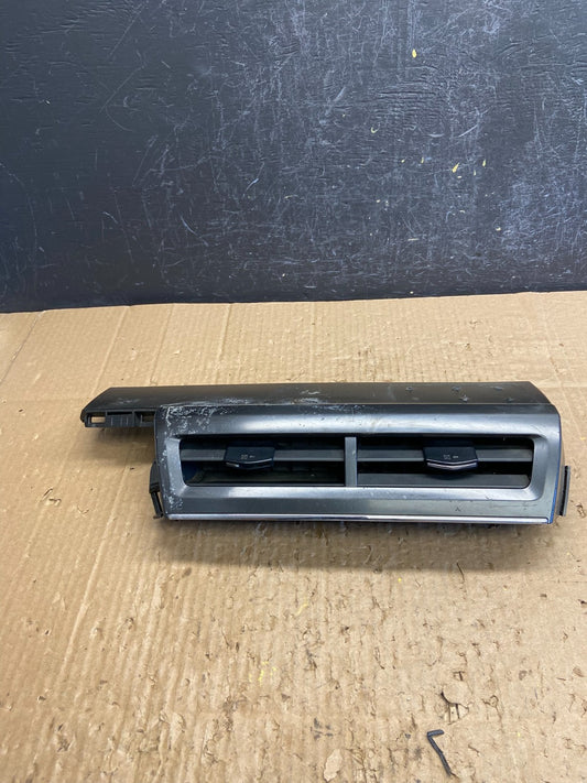 2012 to 2017 Toyota Prius V Center Dash A/C Air Vents With Trim AD2005 DG0