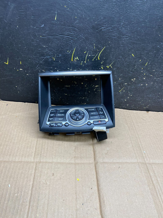 2008 - 2012 Infiniti G35 EX35 Radio Player Screen Panel Bezel AA4535 DG0