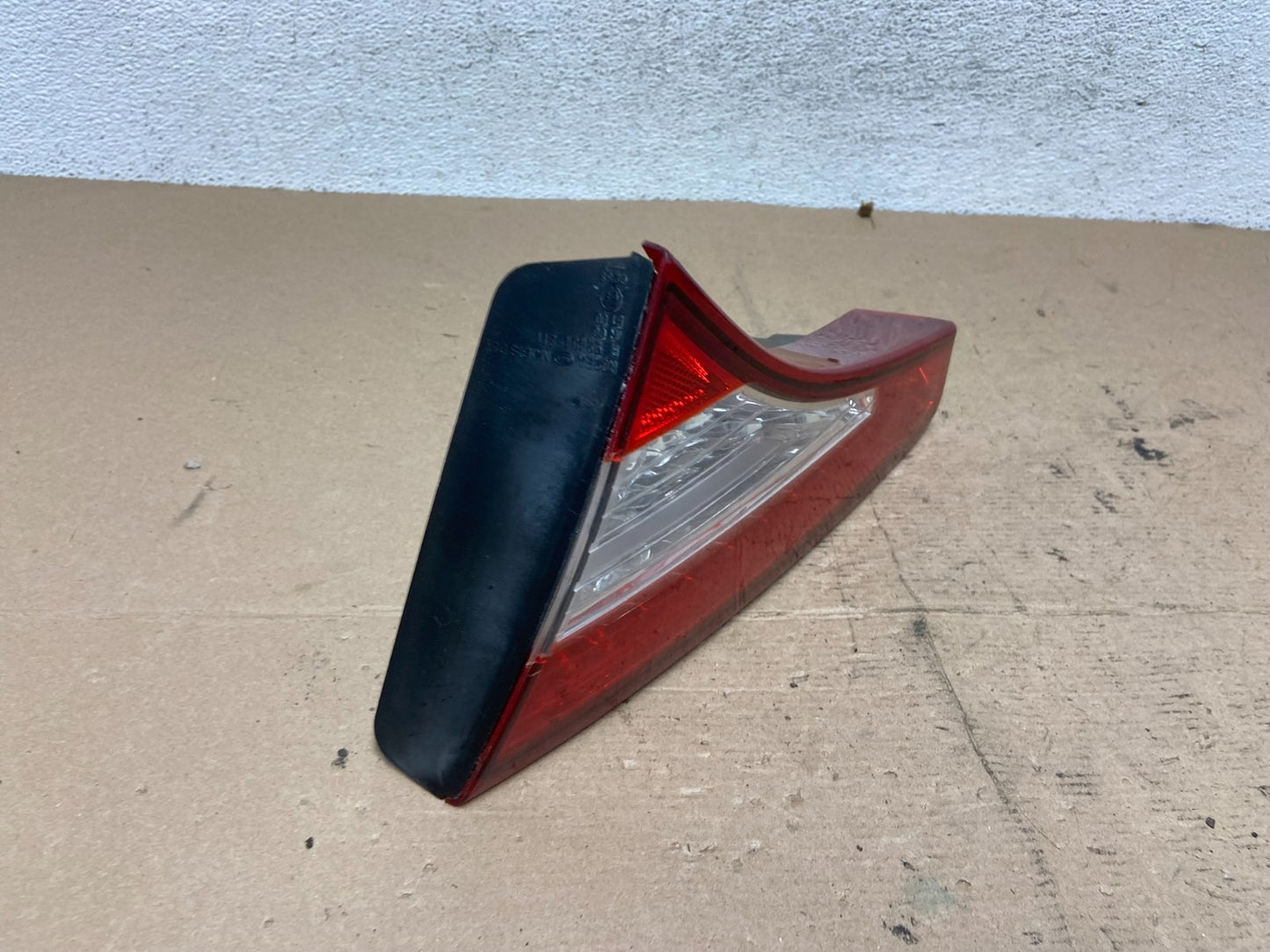 2011 2012 2013 Kia Optima Hybrid Right Passenger Inner Tail Light AF7364 DW2