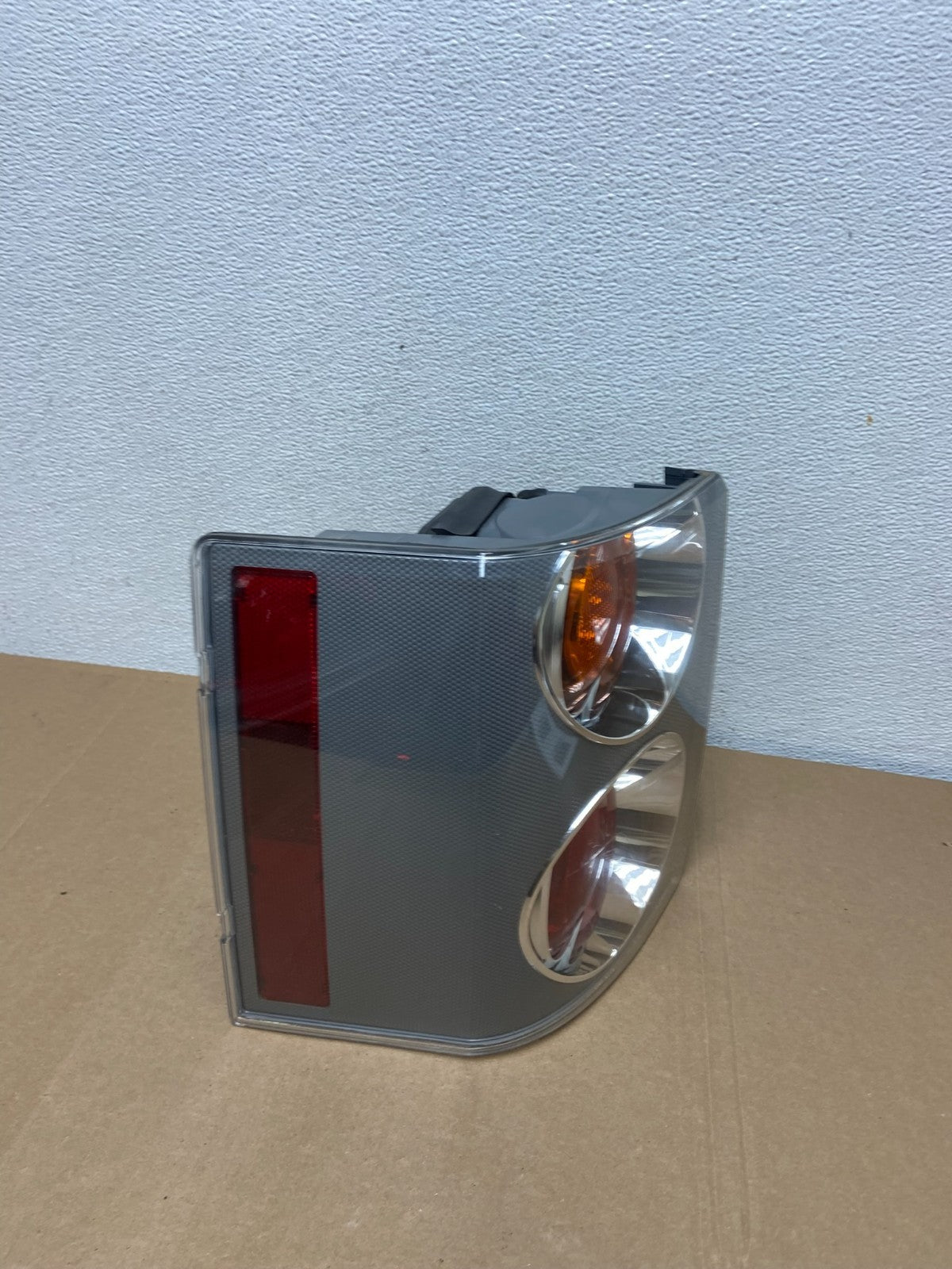 2003-2005 Land Rover Range Rover L322 Left Driver Side Tail Light AC5534 DG2