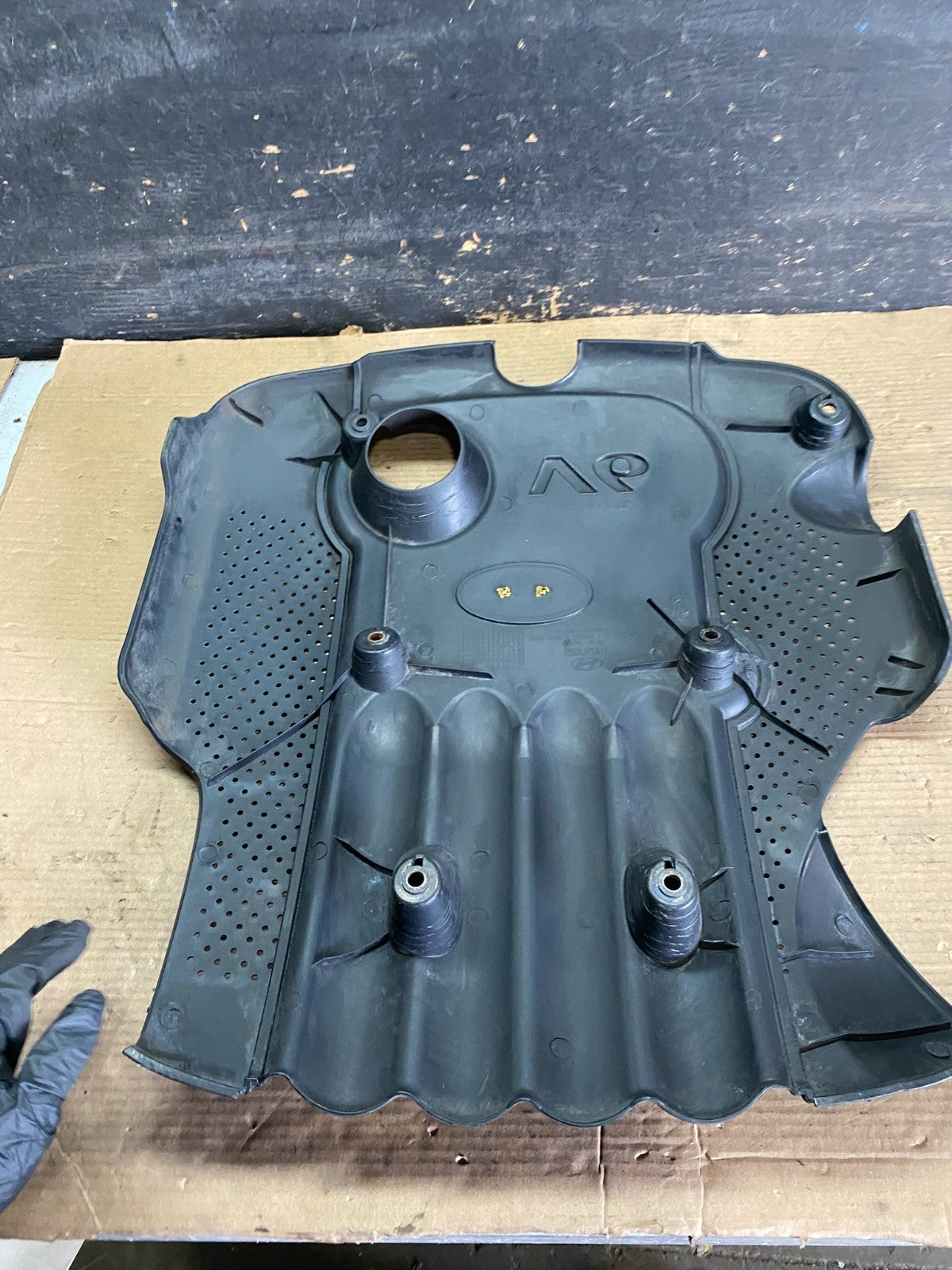 2005 - 2006 Hyundai Santa Fe 2.7L V6 Engine Motor Cover R5107 DG4