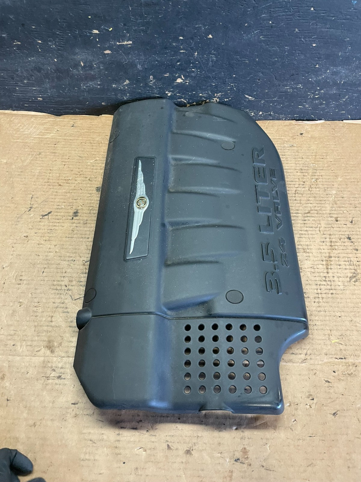 2004 2005 2006 Chrysler Pacifica 3.5L Engine Cover Motor OEM s1142 DG3