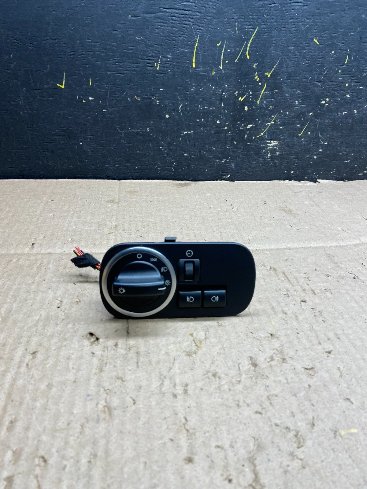 2010-2013 Land Rover LR4 Dash Headlight Switch w/ Fog Light  Dimmer OEM y5300 DG0