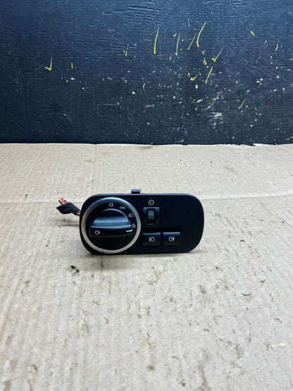 2010-2013 Land Rover LR4 Dash Headlight Switch w/ Fog Light  Dimmer OEM y5300 DG0