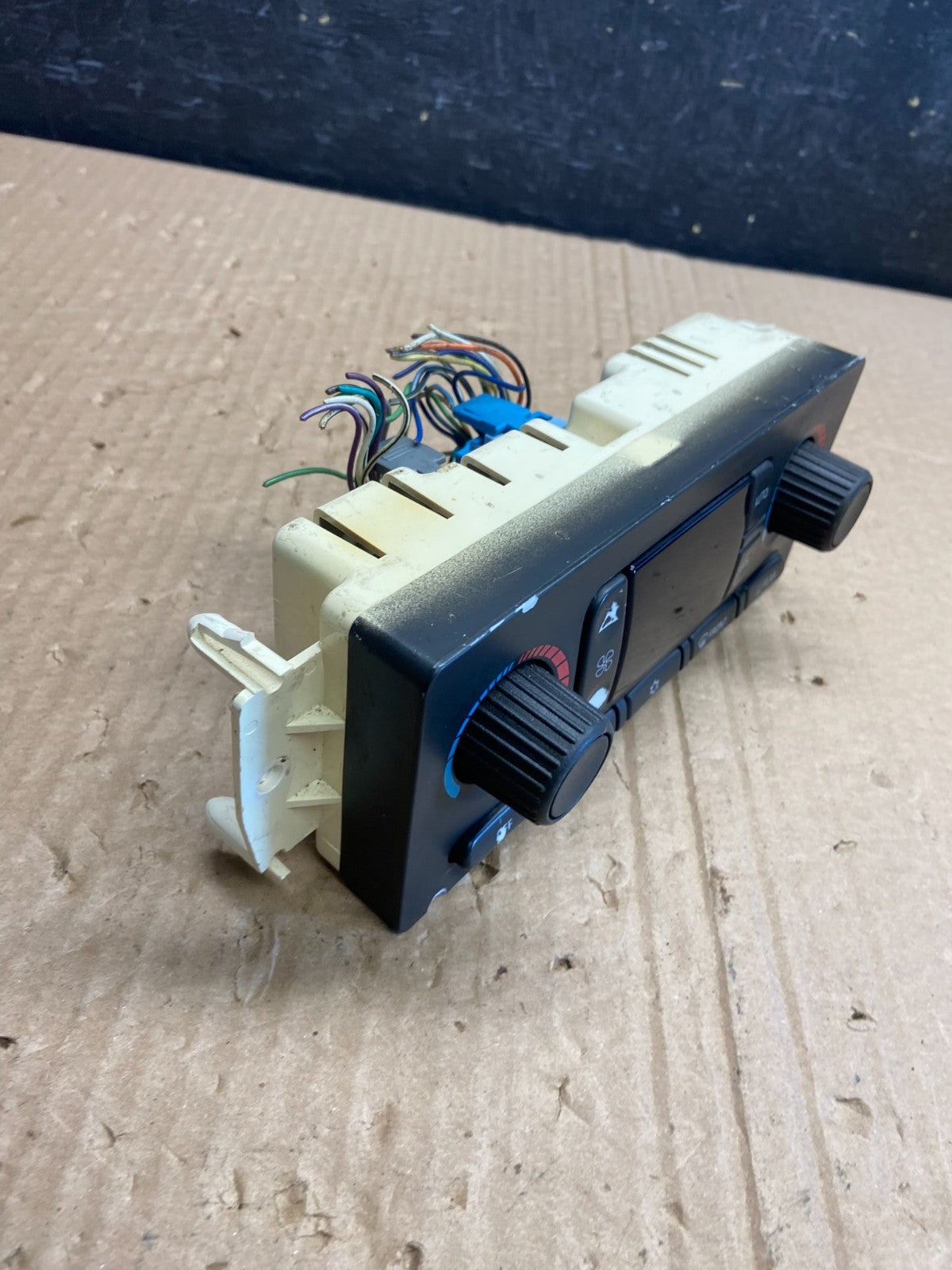 2003 to 2006 Chevrolet Silverado HVAC Heater Climate Control Module AF6344 DG3