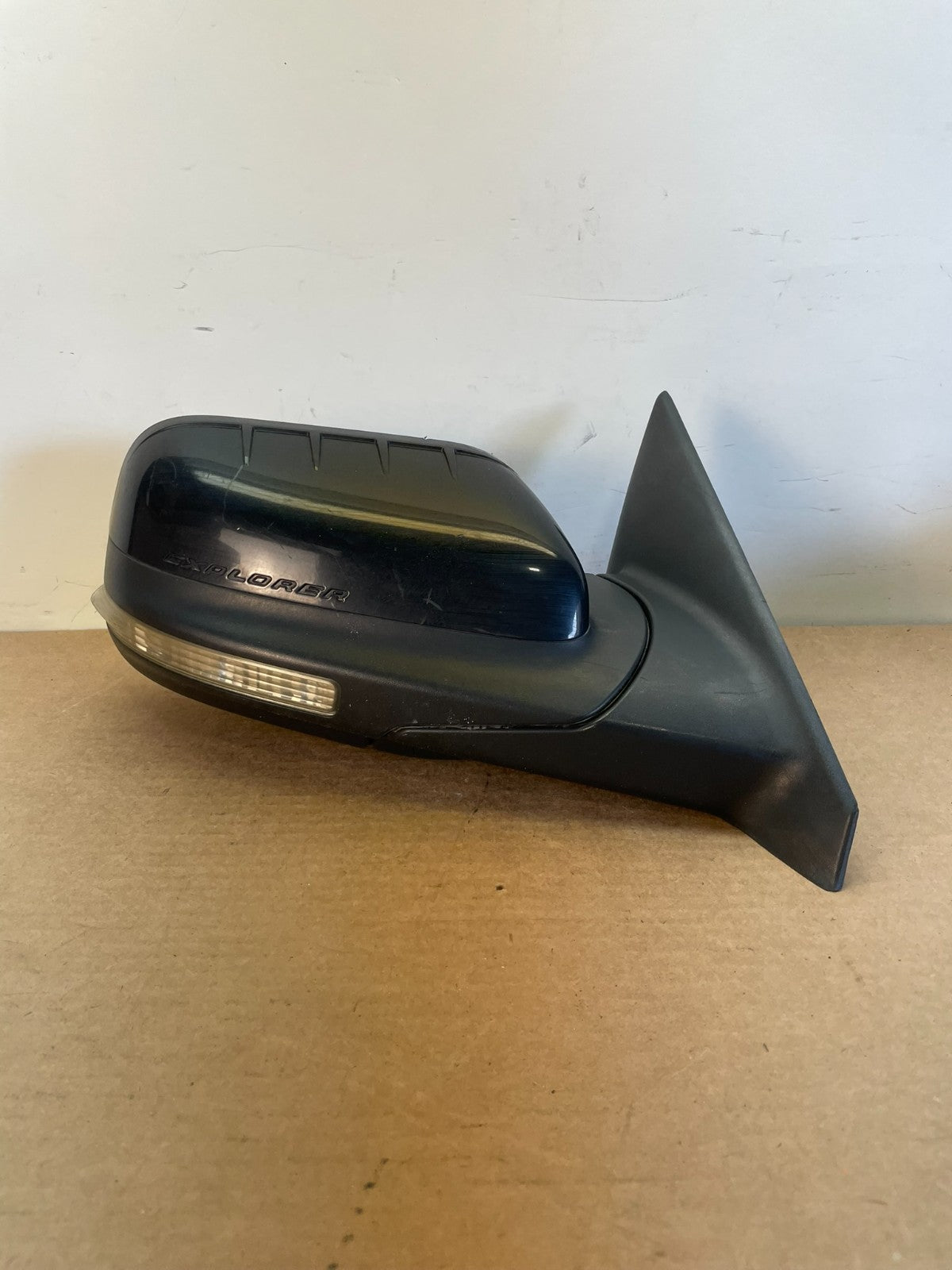 2011 to 2015 Ford Explorer Right Passenger View Door Mirror AF8657 DG0