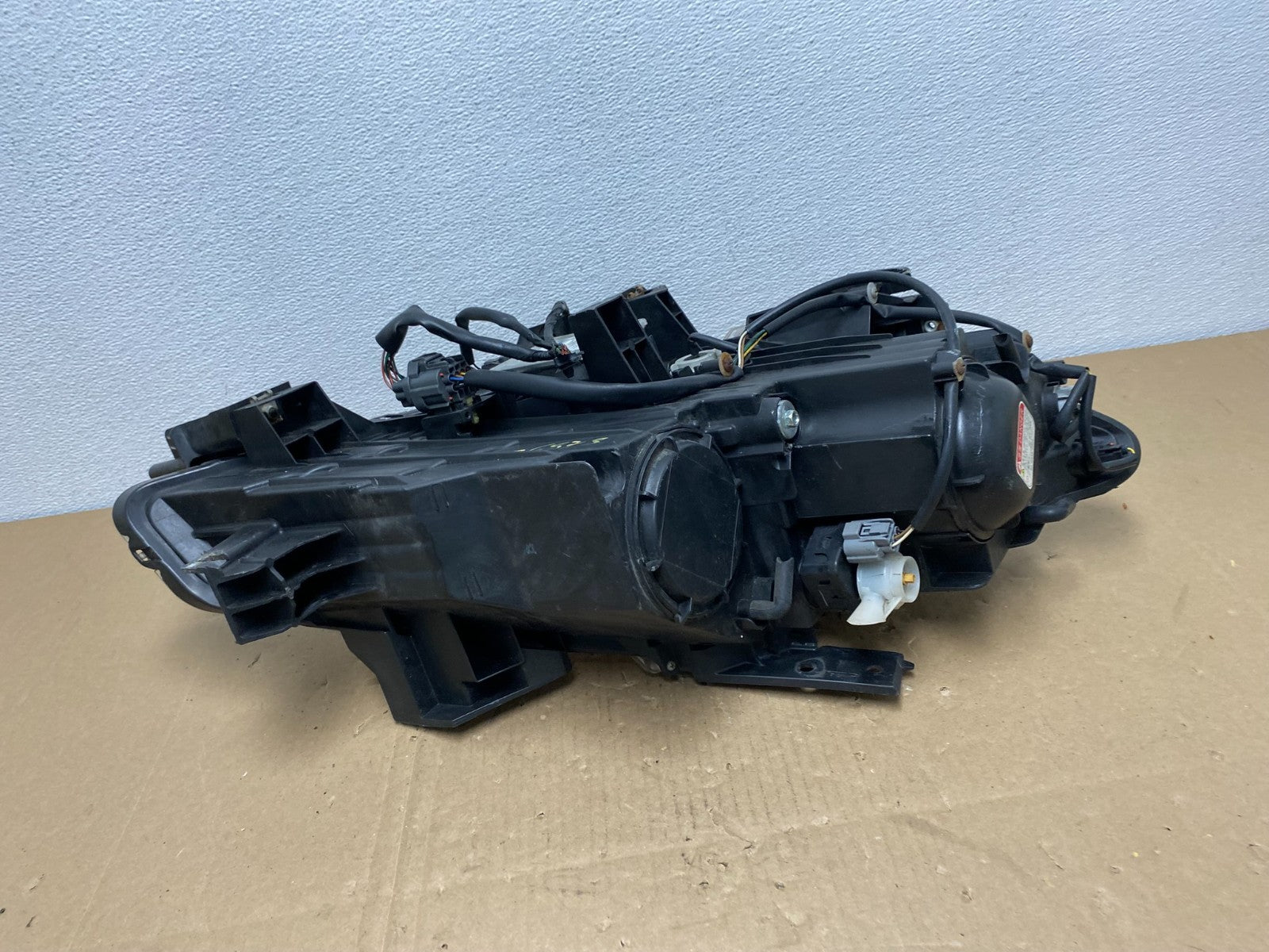 2010 - 2012 Mazda Cx9 Cx-9 Left Driver LH Headlight Halogen Oem AB6873 DW5