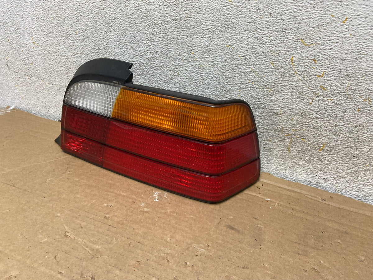 1992 to 1998 BMW 3-Series E36 M3 Coupe Right Passenger RH Tail Light AH8469 LK2