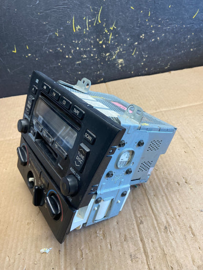 2000-2004 Toyota Avalon Radio Stereo 6 CD Tape Player Climate Control AA7963  DG4
