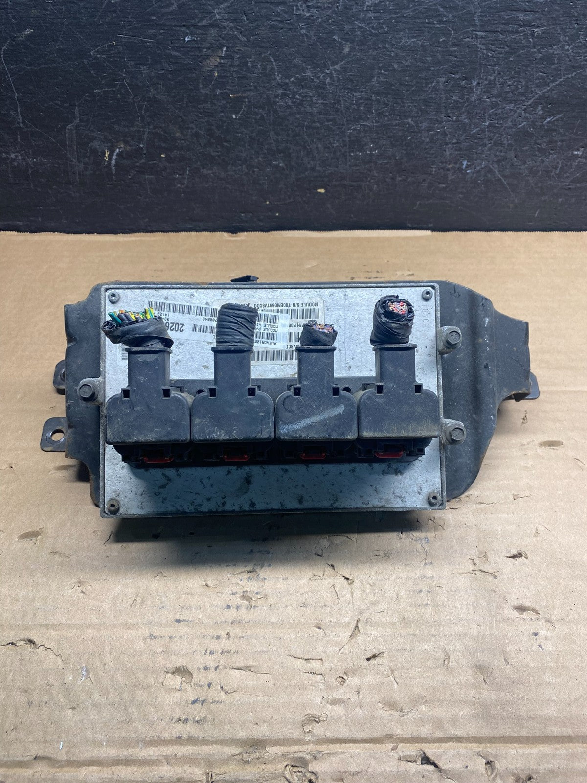 2011 Dodge Grand Caravan Town & Country ECU Engine Computer AD9365 DG0