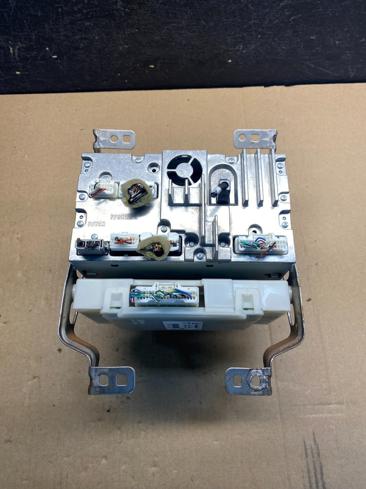 2013 - 2016 Nissan Pathfinder Radio AM/FM Receiver AE7401 DW5