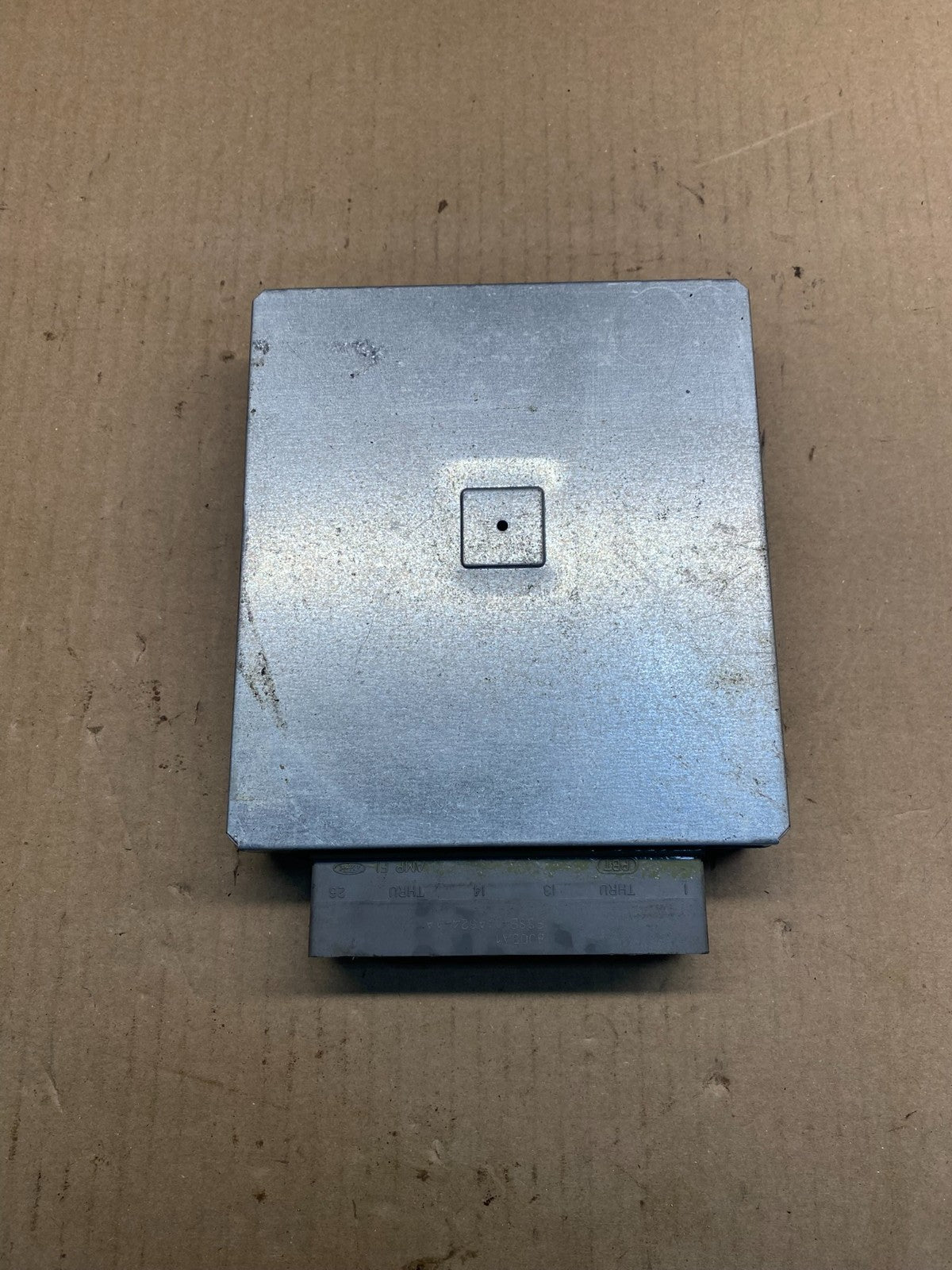 1999 Ford F-150 F150 4.2L Engine Control Unit ECU Computer Module ah1688 DG1