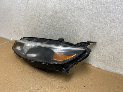 2016 - 2018 Chevrolet Malibu Left Driver LH Halogen Headlight AH9038 DW2