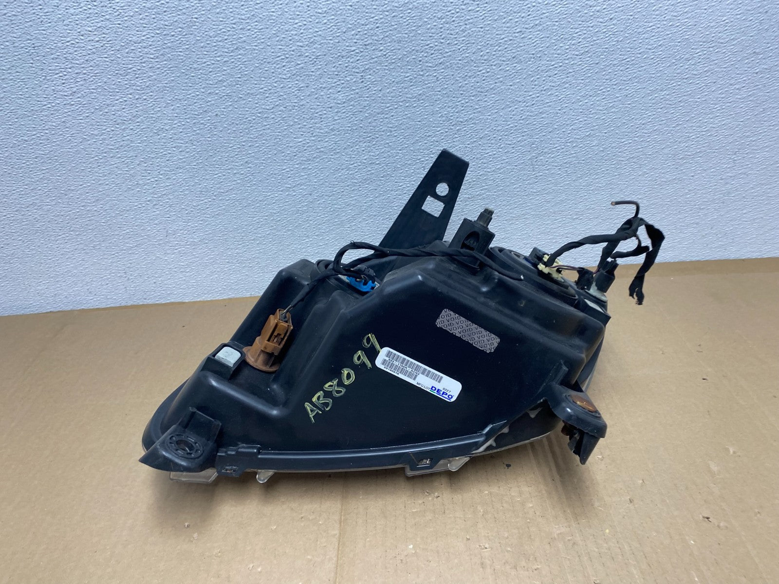 2011-2013 Jeep Grand Cherokee Right Passenger Halogen Headlight DEPO AB8099 DW6