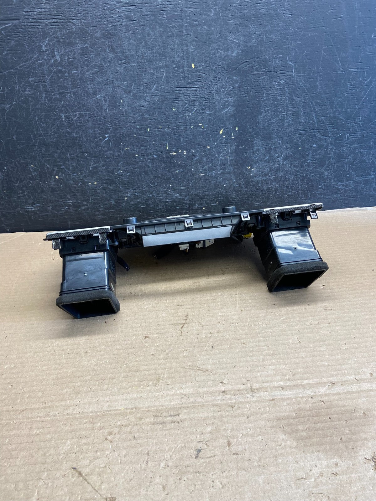 2009 to 2014 Hyundai Genesis A/C Heater Temperature Climate Control AH3529 DG3
