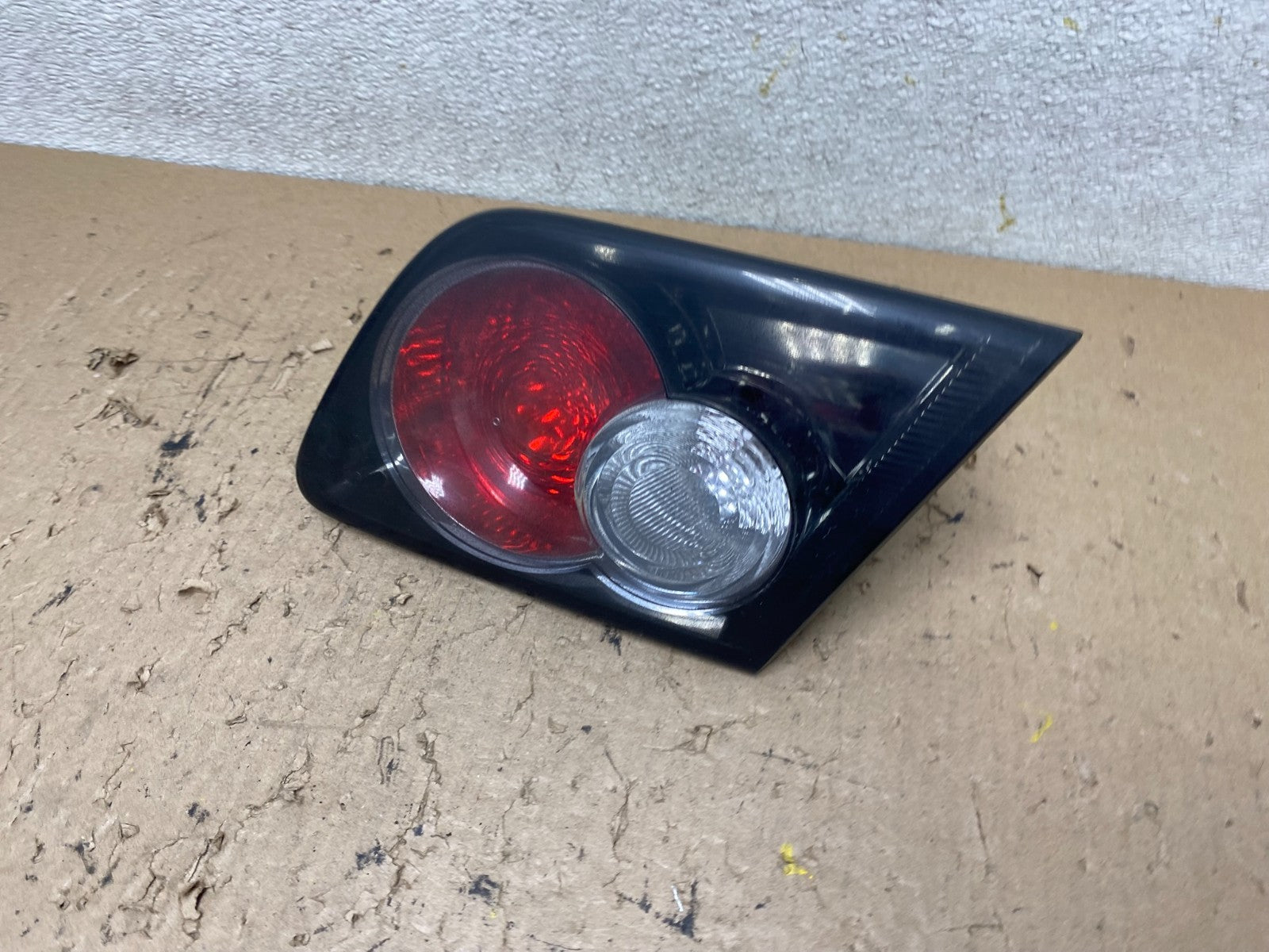 2006-2008 Mazda Speed 6 Right Passenger Side Tail Light Inner OEM R9878 DW1