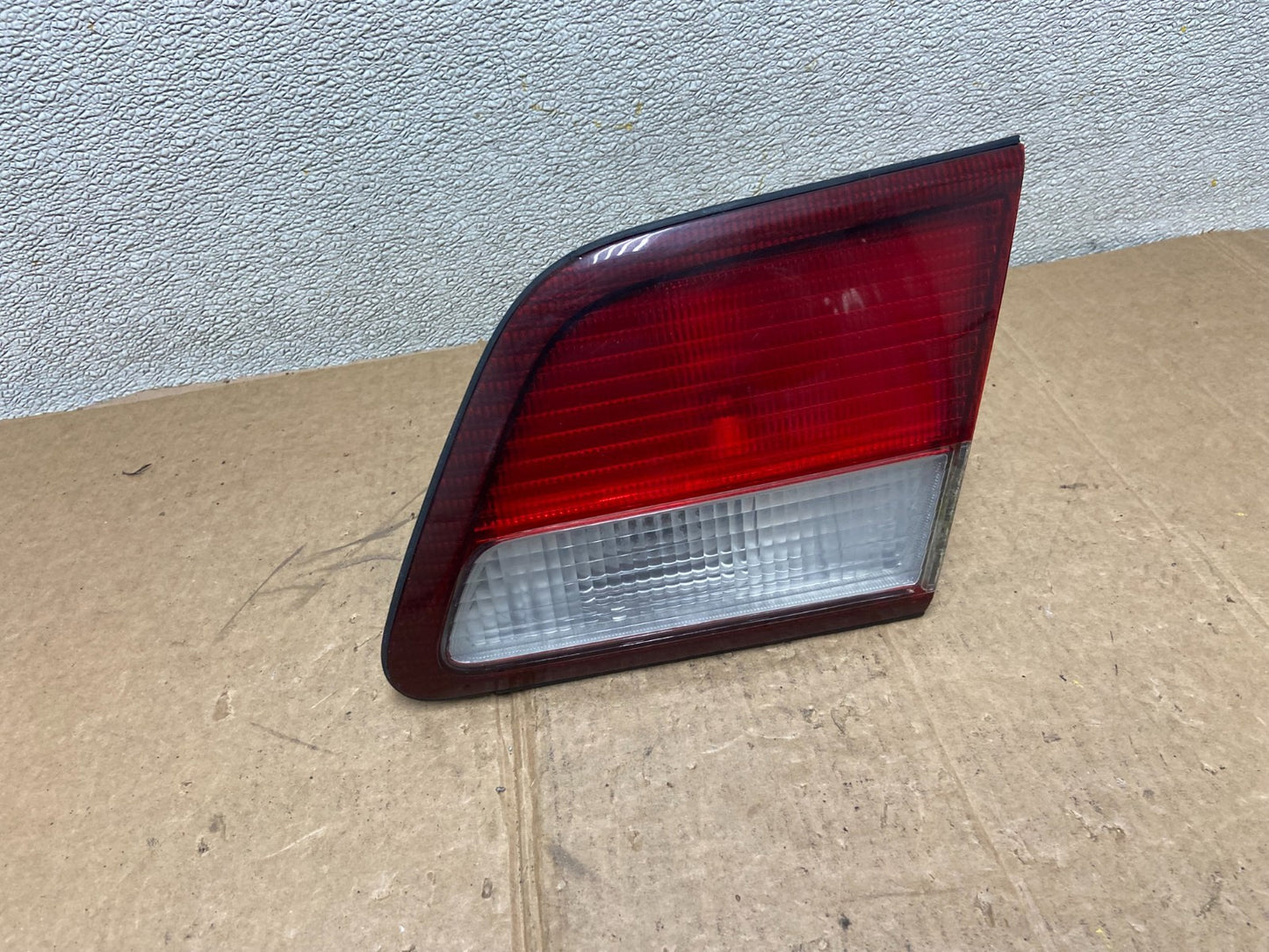 1997 1998 1999 Nissan Maxima Right Passenger RH Inner Tail Light Oem AA1457 PS0