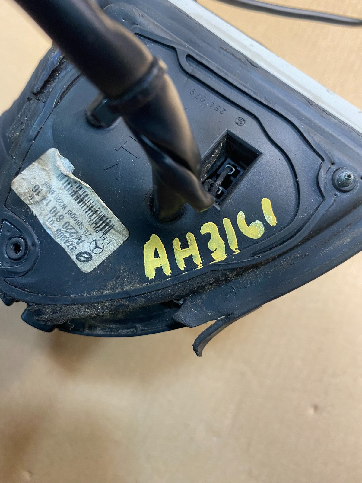 2003 to 2006 Mercedes S Class Left Driver Side View Mirror AH3161 DG12