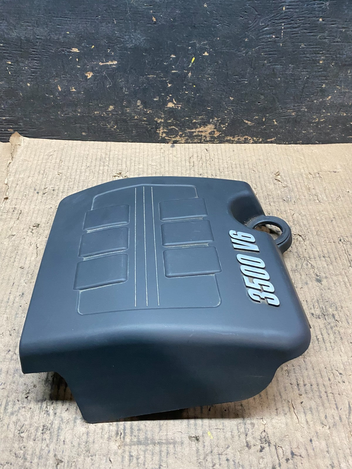 2005 to 2006 Chevrolet Malibu 3.5L Engine Cover Plastic Motor Shield U6160 DG3