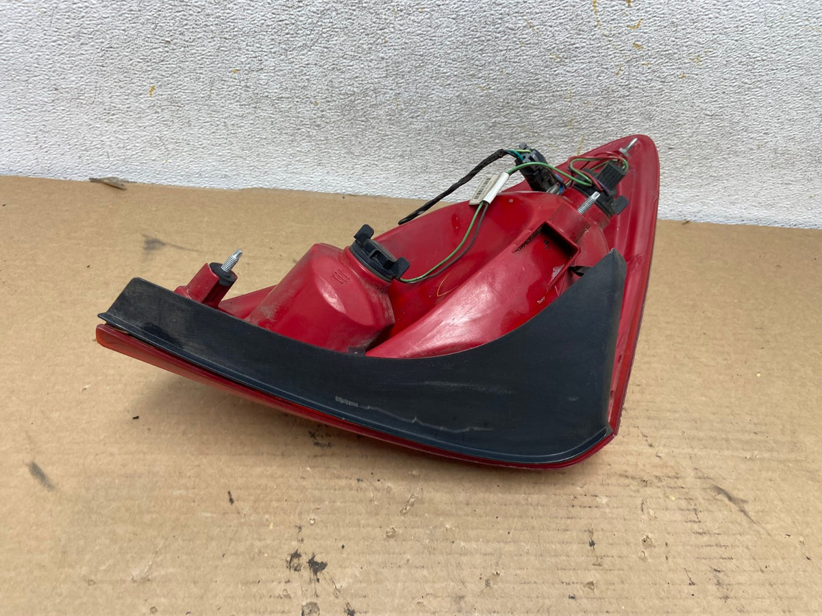 2005-2010 Pontiac G6 Sedan Right Passenger Side Tail Light AH4261 LK5