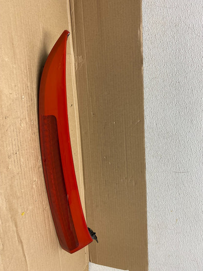 2003 to 2006 Volvo XC90 Right Passenger Side Upper Tail Light OEM O2485 DW0
