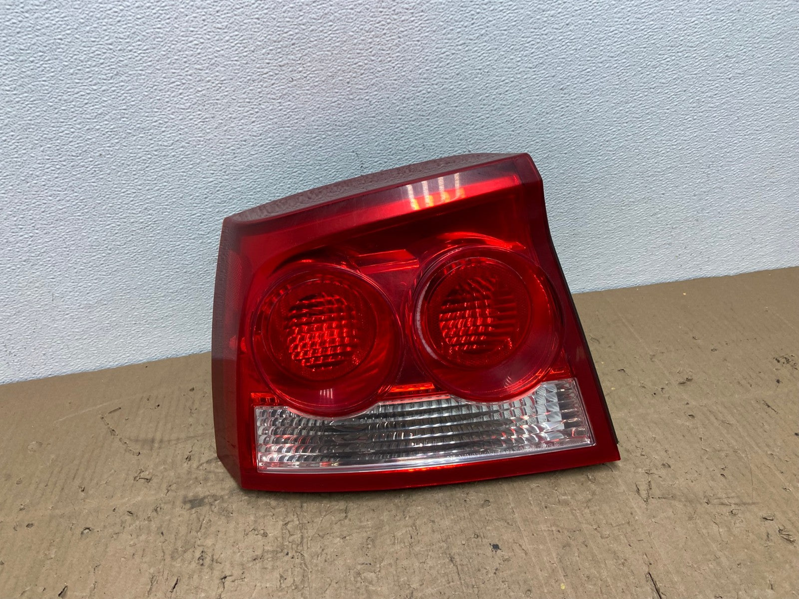 2009-2010 Dodge Charger Left Driver LH Side Tail Light Oem AC0050 LK0