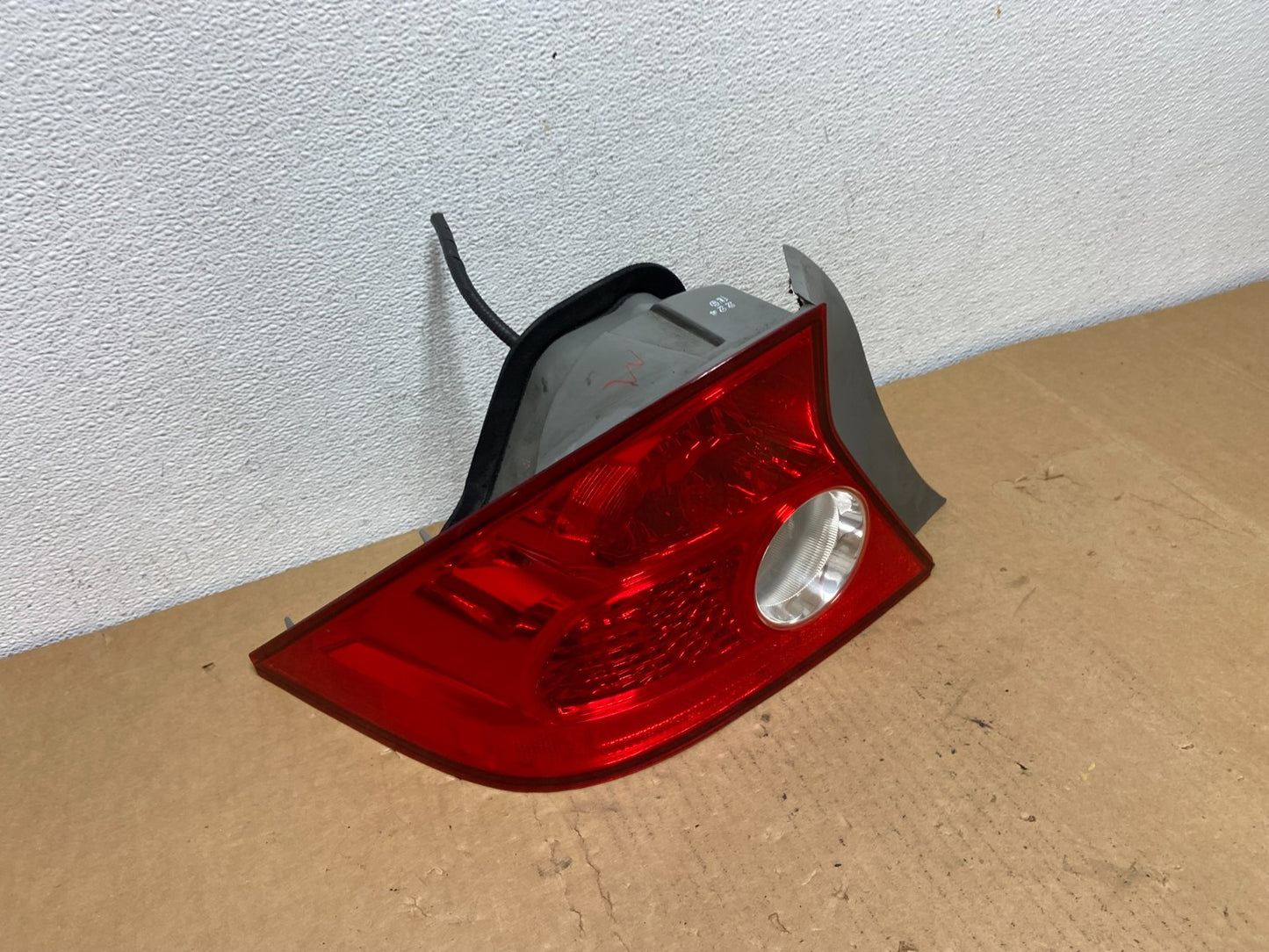 2004-2005 Honda Civic Coupe Left Driver Side Tail Light AC8523 DW2