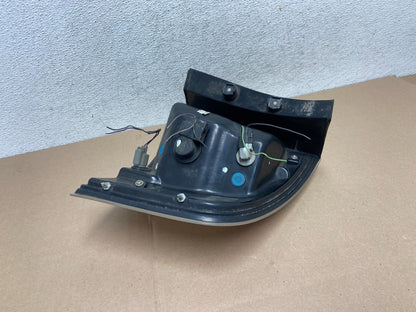 2007 2008 2009 2010 Ford Edge Tail light Left Driver LH Side AG6566 DW4