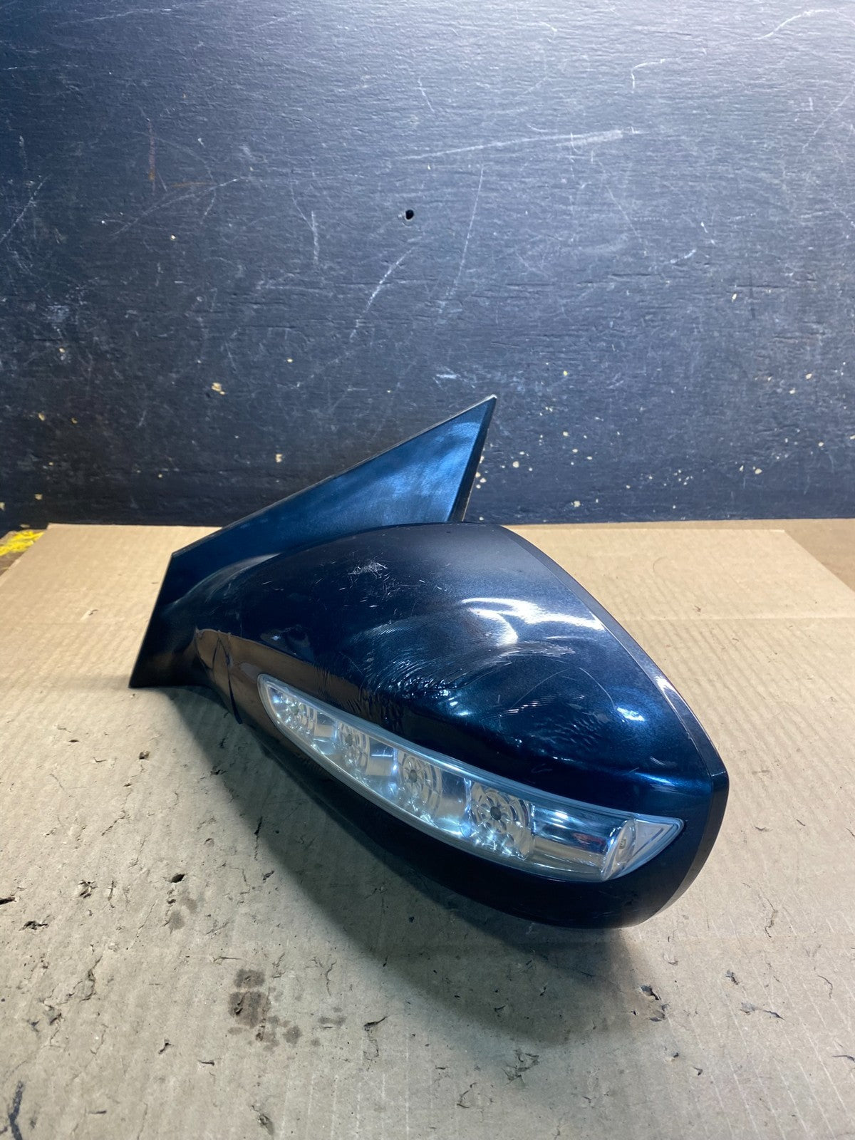 2011 - 2015 Hyundai Sonata Left Driver View Turn Sgn Door Mirror OEM Z5343 DG2