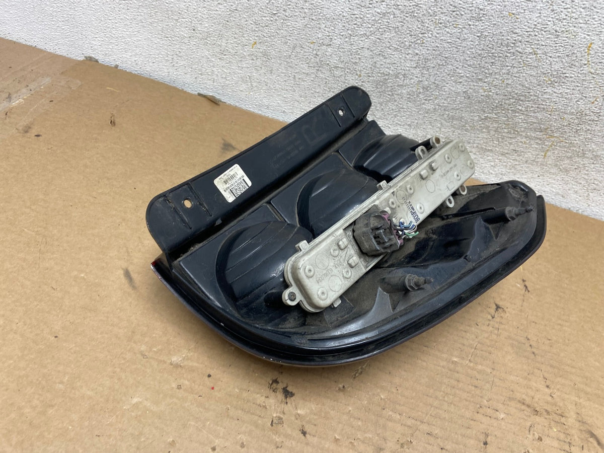 2002 to 2009 Chevrolet Trailblazer Right Passenger Rh Tail Light AH4294 LK5