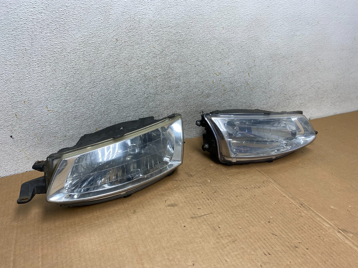 1999-2001 Toyota Solara Left+Right Halogen Headlights AI4426 DW2
