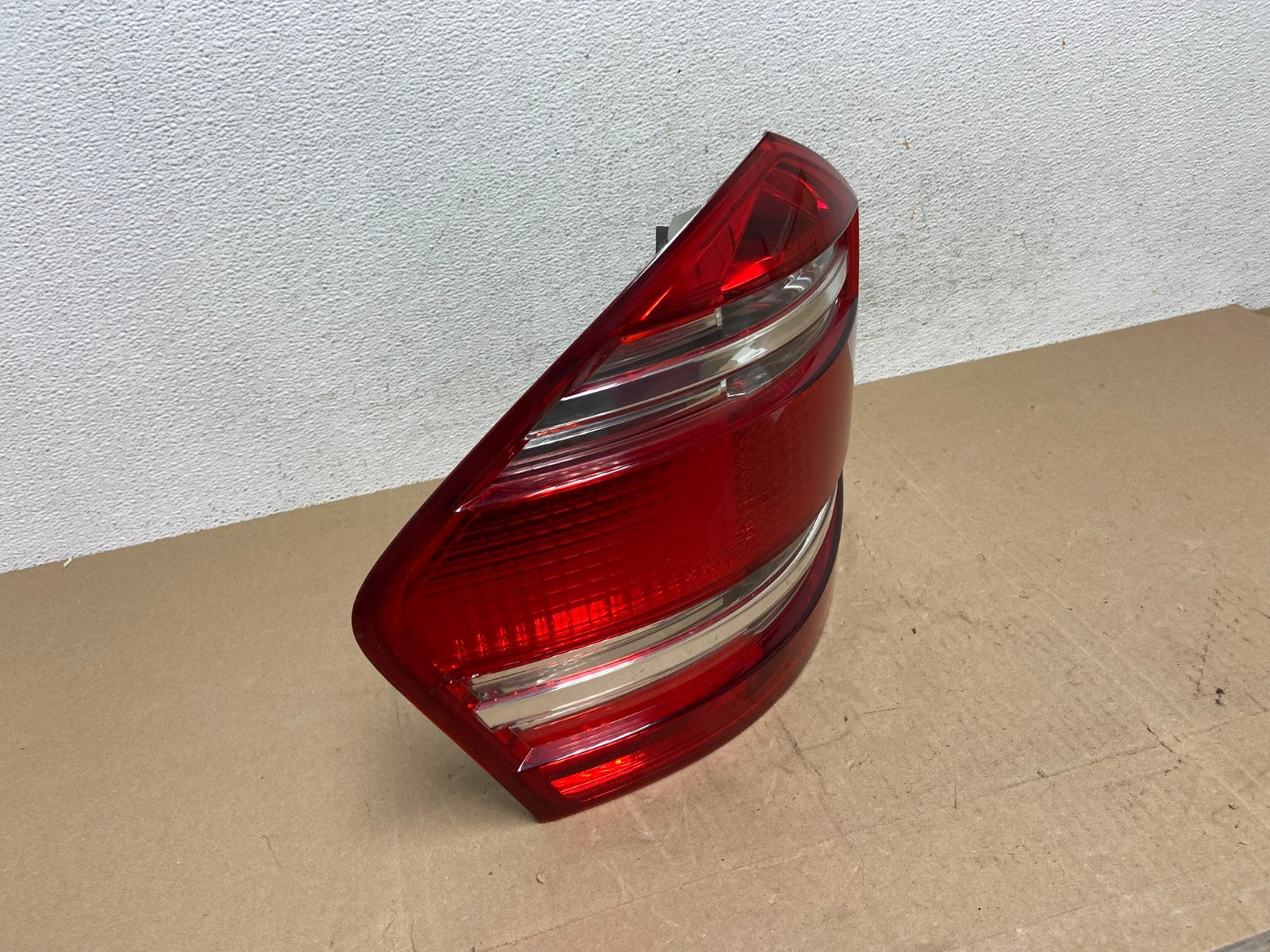 2007 to 2009 Mercedes GL-Class GL450 Left Driver LH Tail Light AE6714 LK2