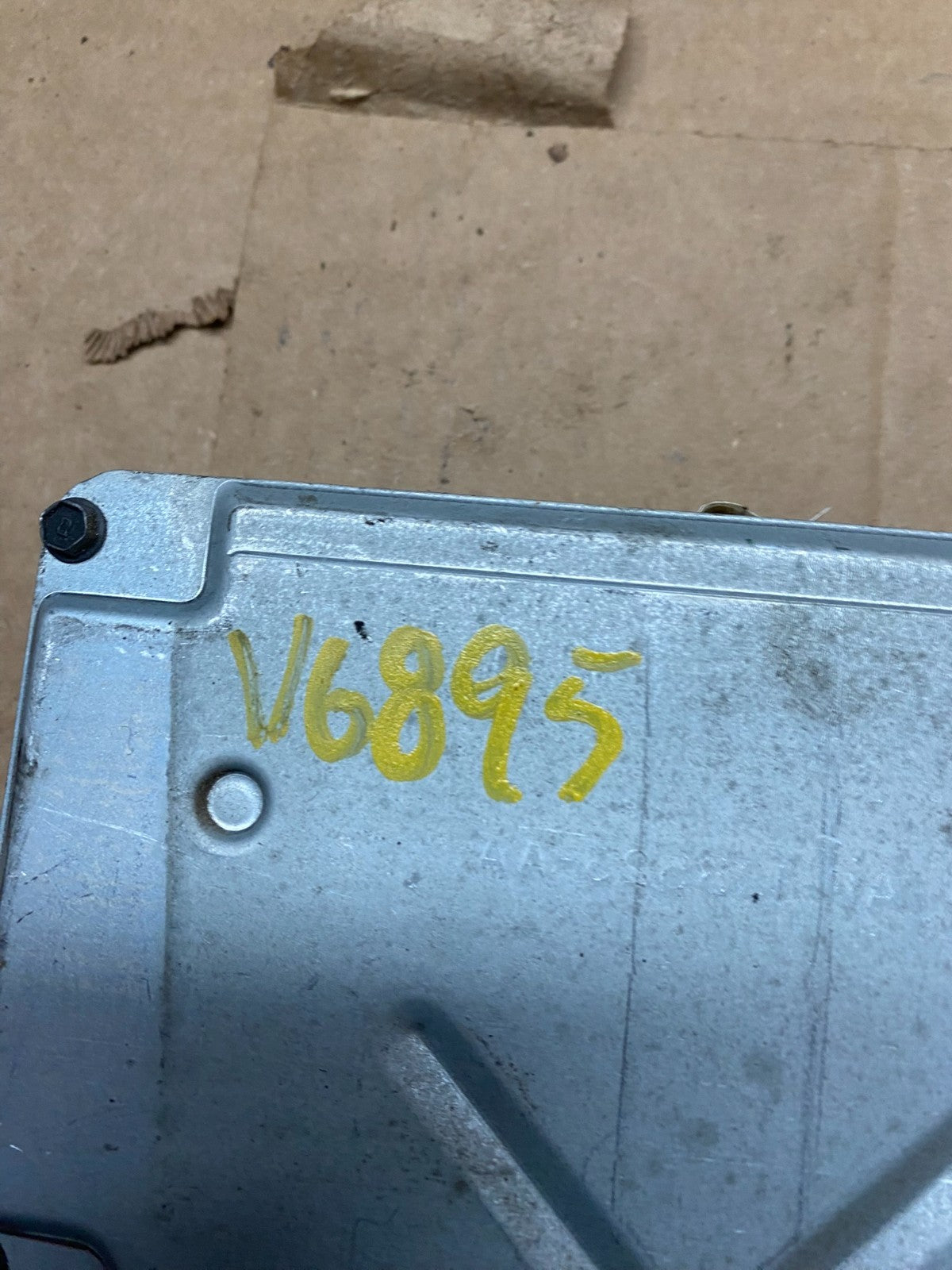2004 Ford Van E150 E250 5.4L Engine Control Module Unit ECU V6895 DG4