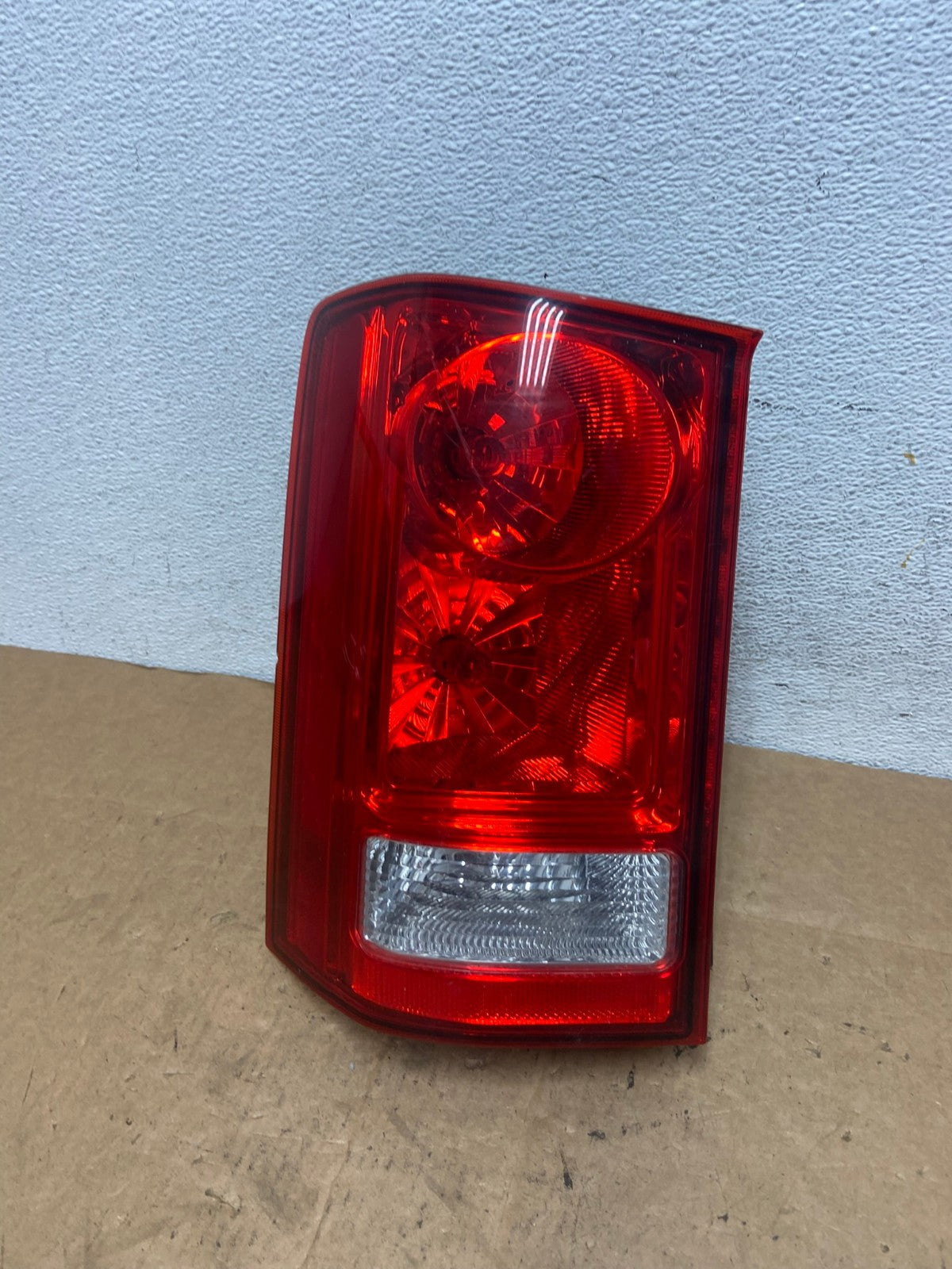 2009 to 2015 Honda Pilot Left Driver Lh Side Tail light AD5159 LK0