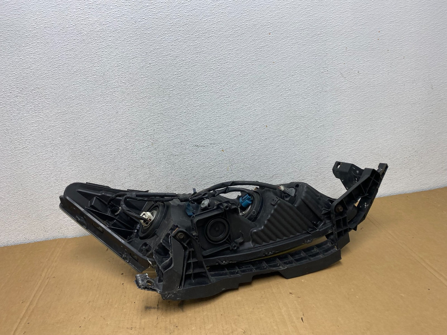 2008 to 2012 Honda Accord Sedan Headlight Left Driver Lh Side AD2676 DW8