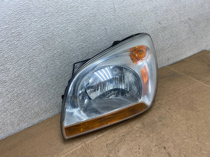 2005 to 2006 Kia Sportage Left Driver LH Halogen Headlight Y5632 DW2