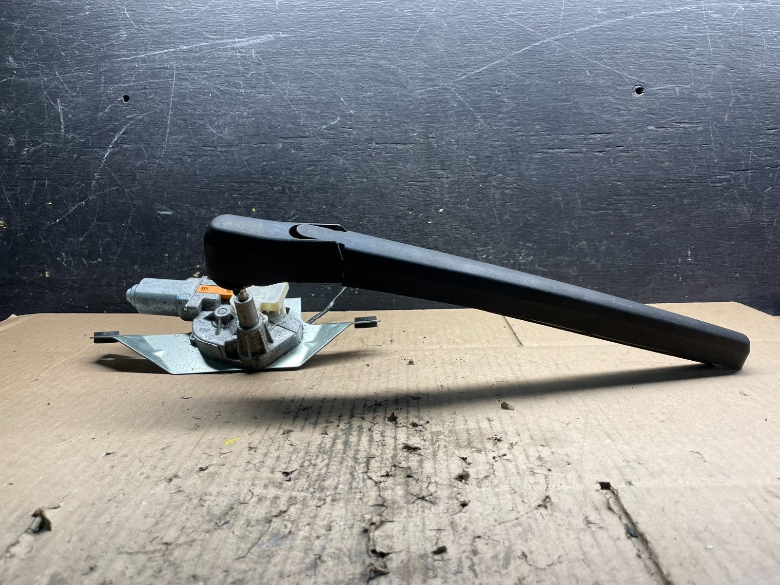 2010-2017 Chevrolet Equinox Rear Glass Windshield Wiper Motor V9205 DG3