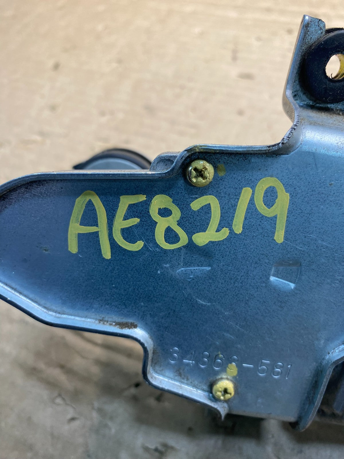 2002 to 2006 Acura RSX Rear Windshield Wiper Motor AE8219 DG6