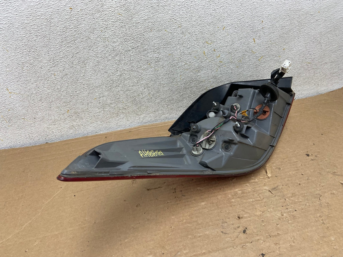 2011 2012 2013 Hyundai Elantra Sedan Right Passenger Tail Light AH8899 LK6